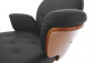 Mobile Preview: artiso-Lounge-Sessel, Details, Holzschale, Lederpolster, drehbar, Edelstahl Säule und Edelstahlteller